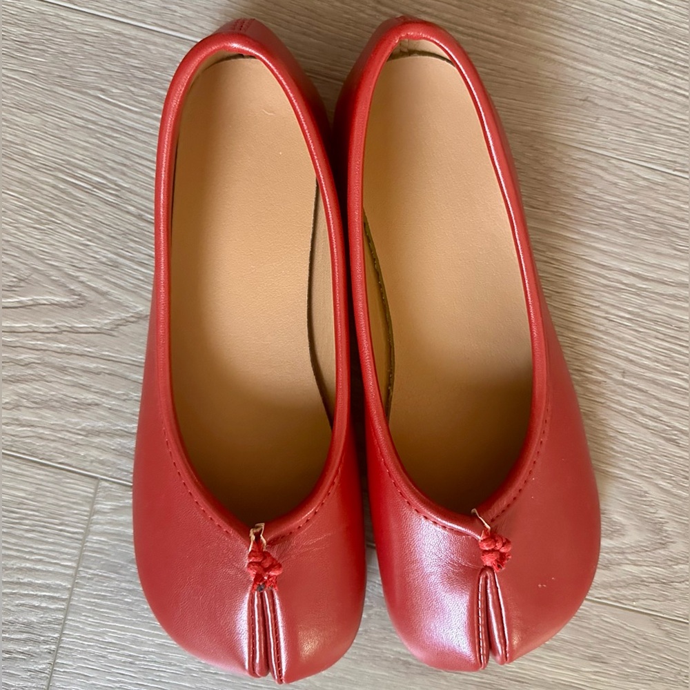 Red Tabi Ballet Flats